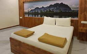 Sri Valli Residency